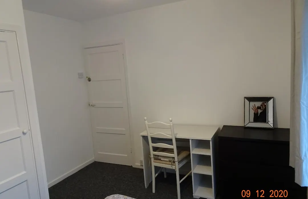 Romney House Rooms-1