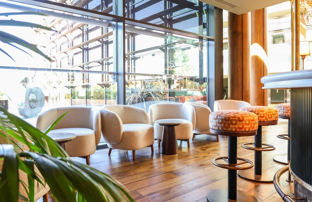 The Orchard Hotel & Restaurant-1