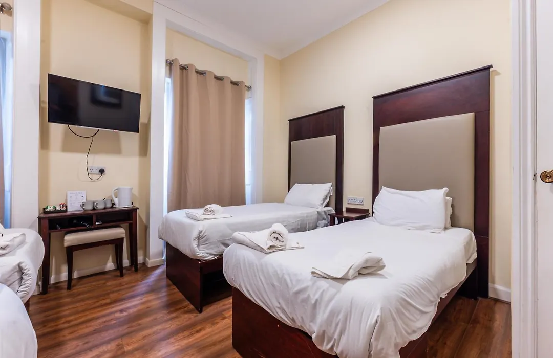 Astoria Hotel-1