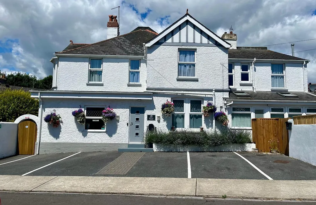 Bentley Lodge-1