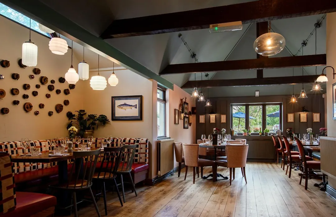 Cromwell Arms Country Pub With Rooms-1