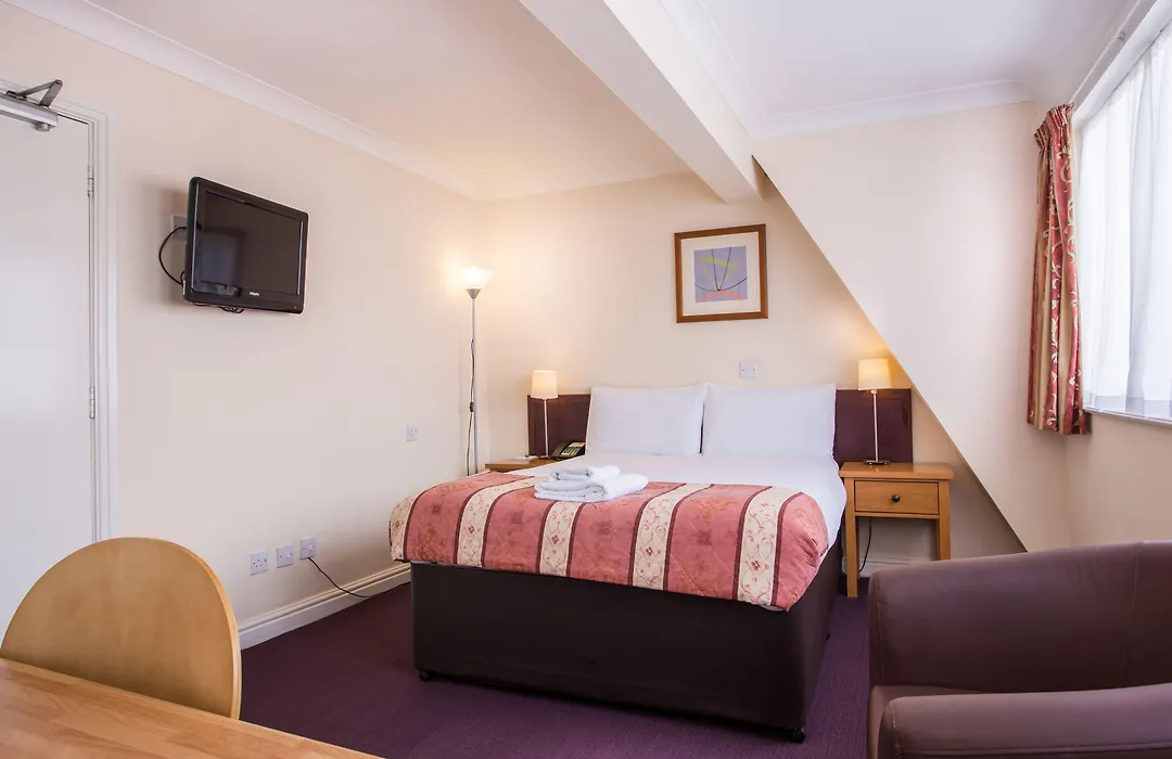 The Gardens Hotel-1