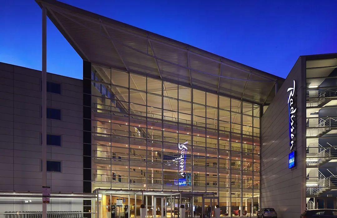 Radisson Blu Hotel London Stansted Airport-1