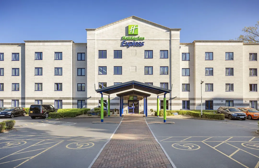 Holiday Inn Express Poole By Ihg-1