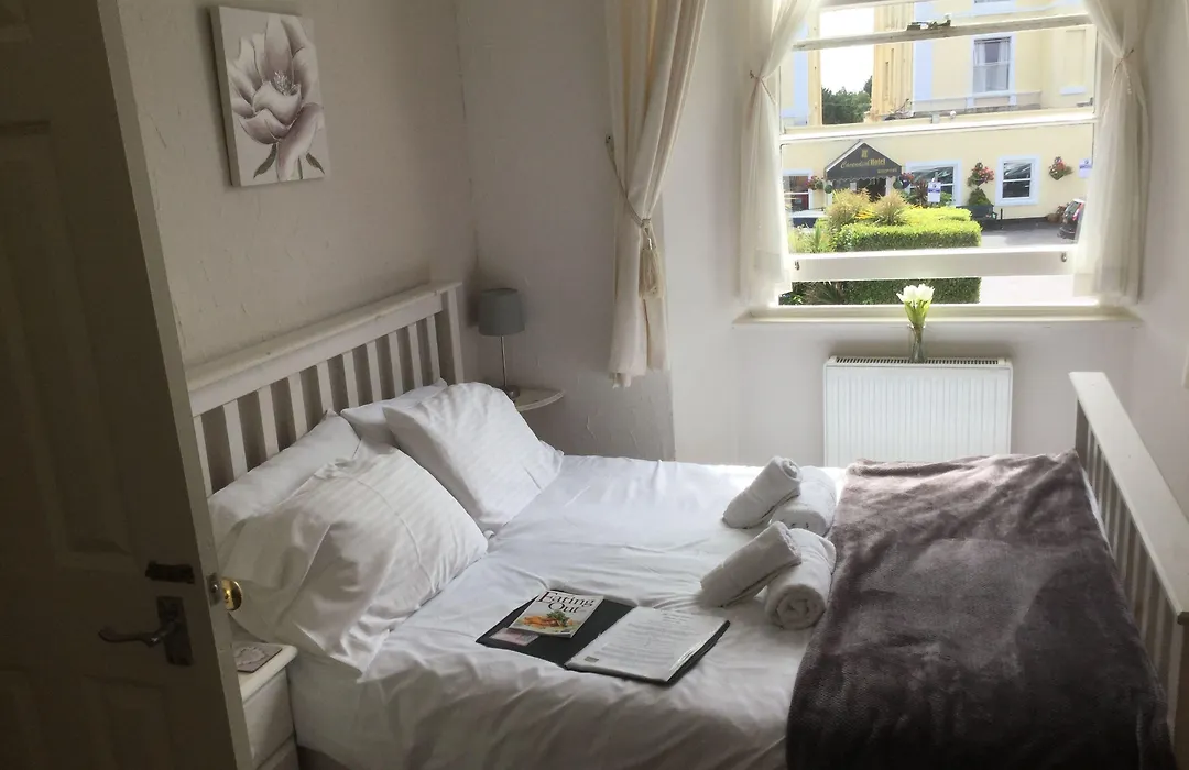 Newburgh Guesthouse-1