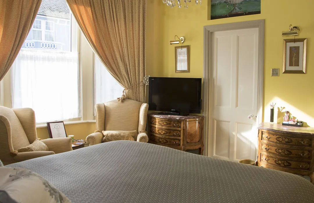 Albert & Victoria Guest House-1