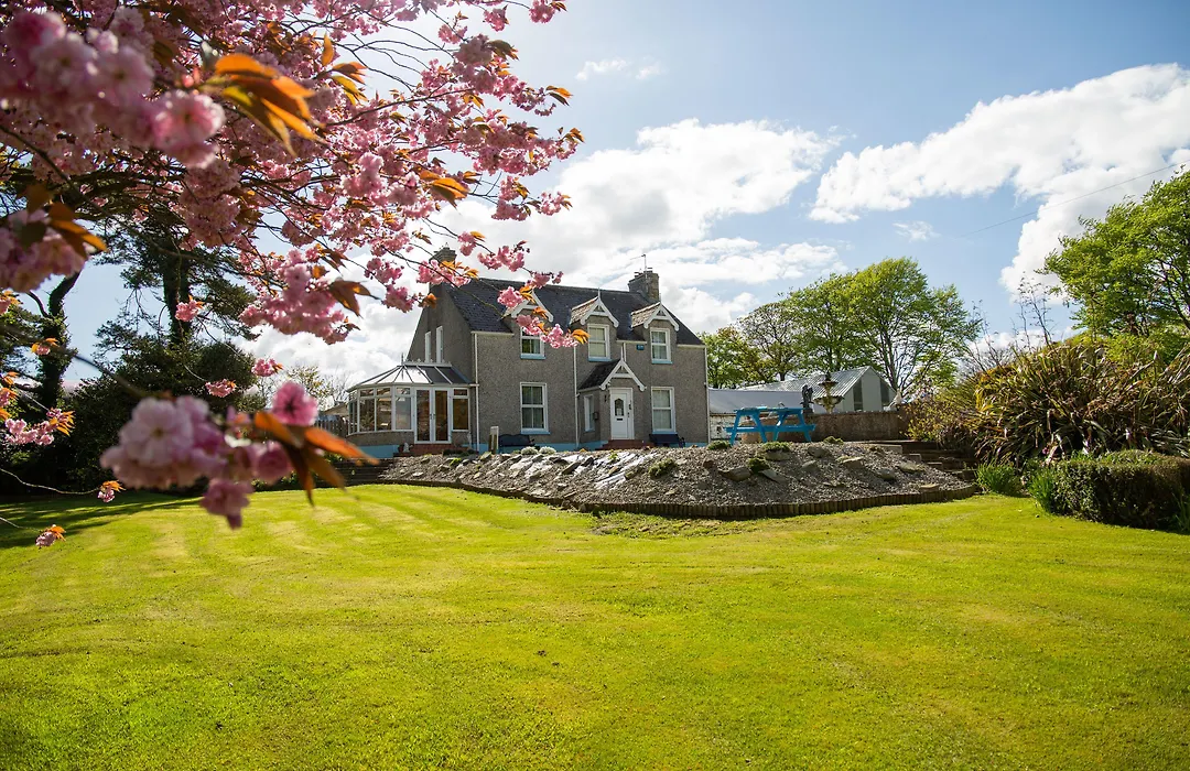 Groarty House/Manor-1