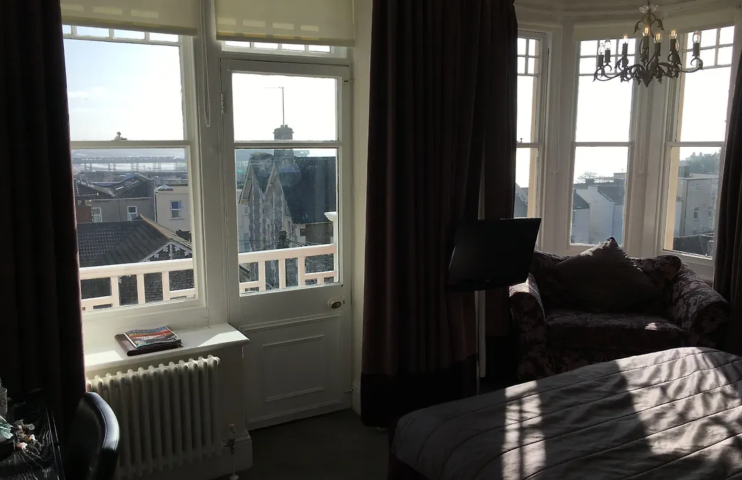 Queenswood Hotel-1
