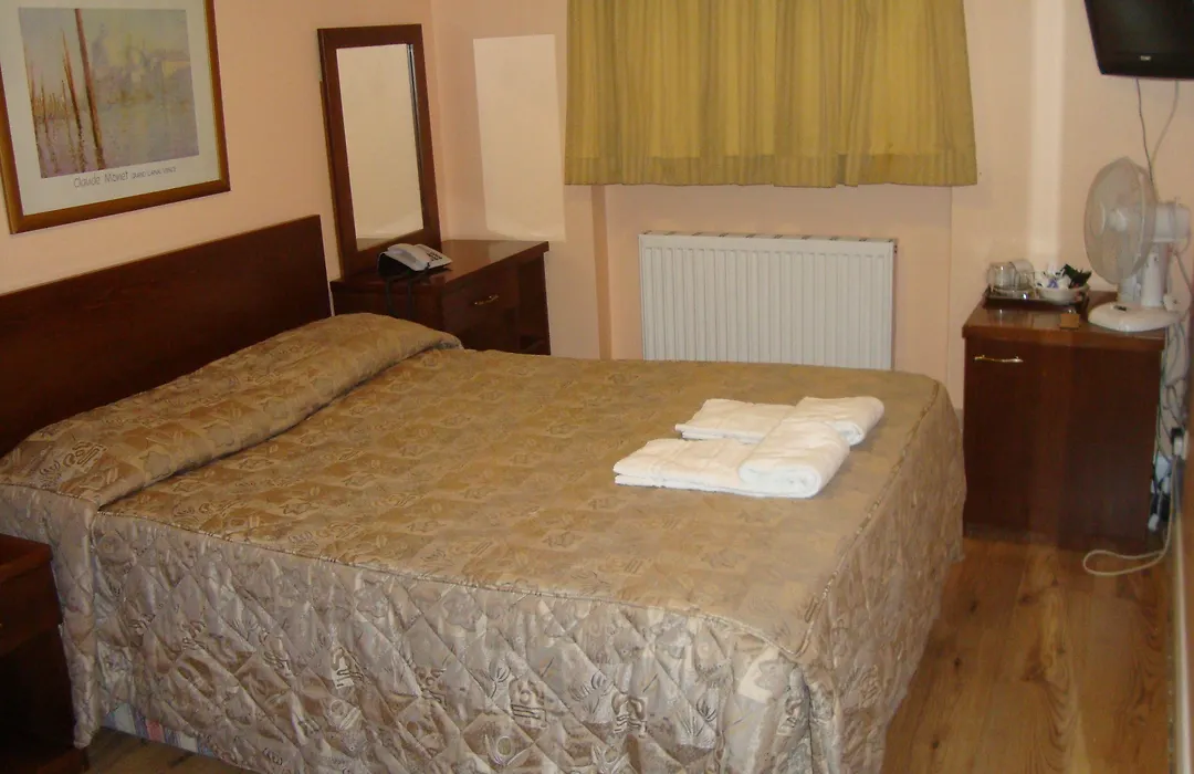 Haven Hotel-1
