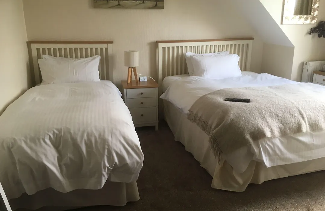 Elmdon Lodge-1