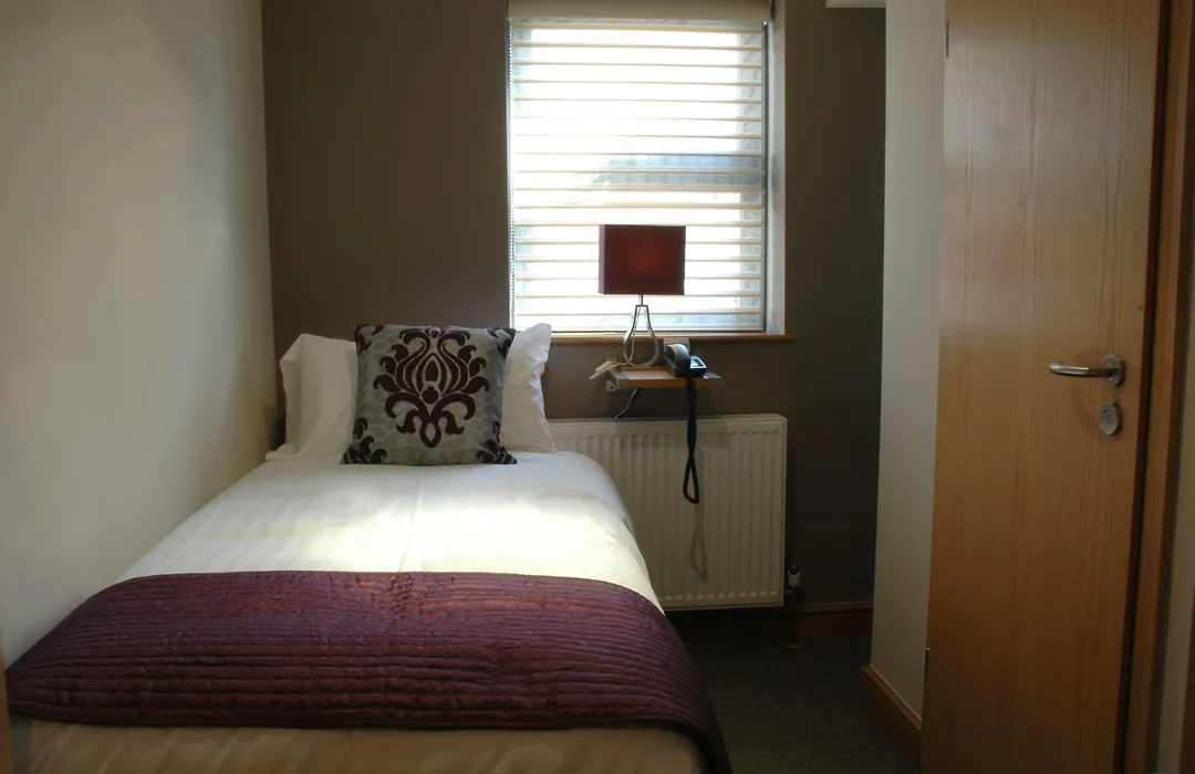 Homestay Hotel Heathrow-1