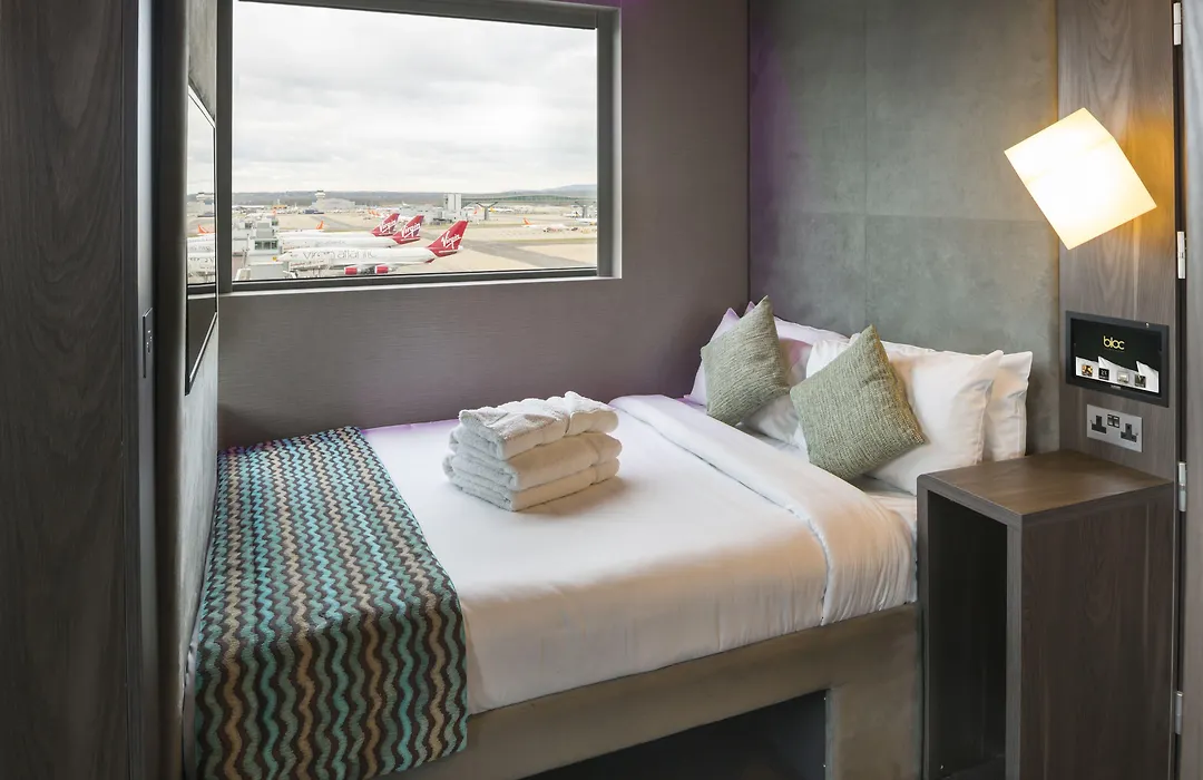 Bloc Hotel London Gatwick Airport-1