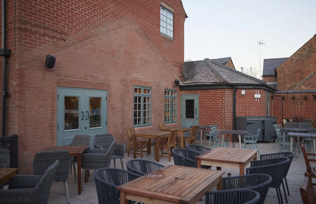 Castle Hotel By Chef & Brewer Collection-1