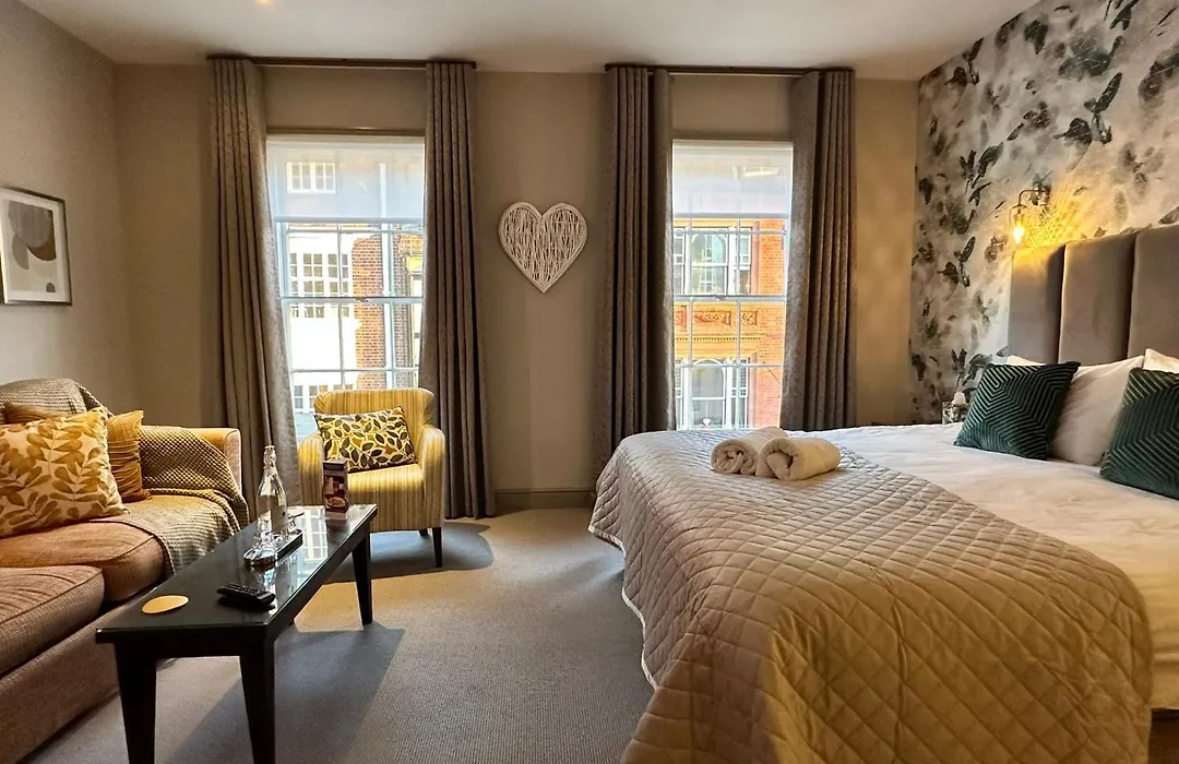 Goswell House Hotel Central Windsor-1