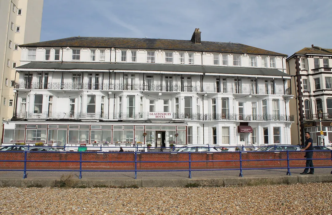 Glastonbury Hotel-1