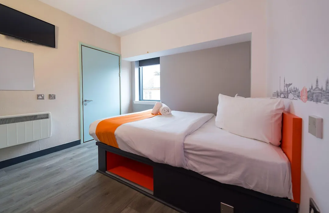 Easyhotel Glasgow City-1
