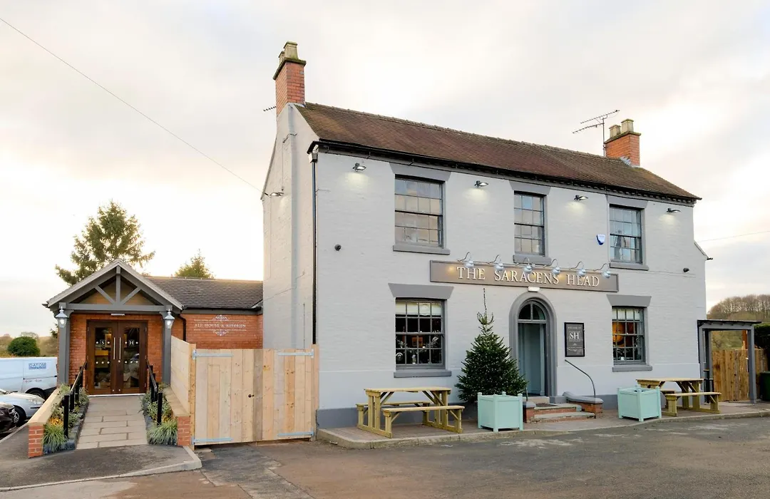 The Saracens Head-1