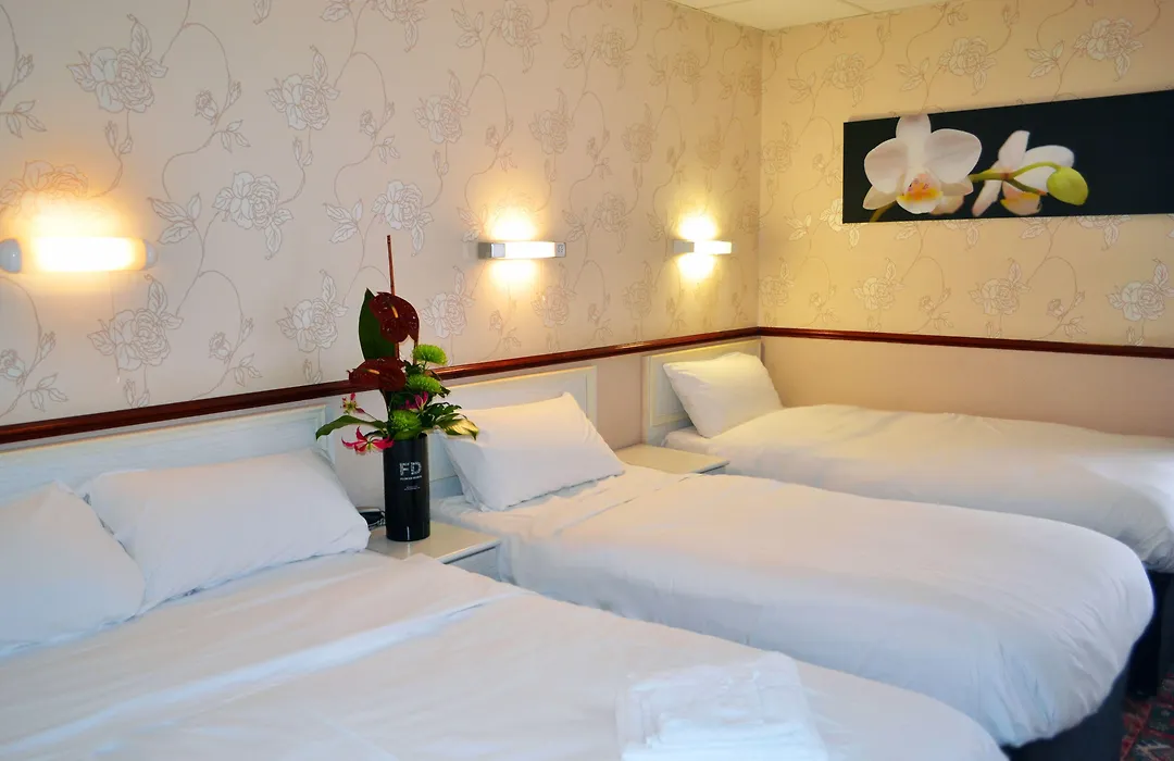 Lyndene Hotel-1