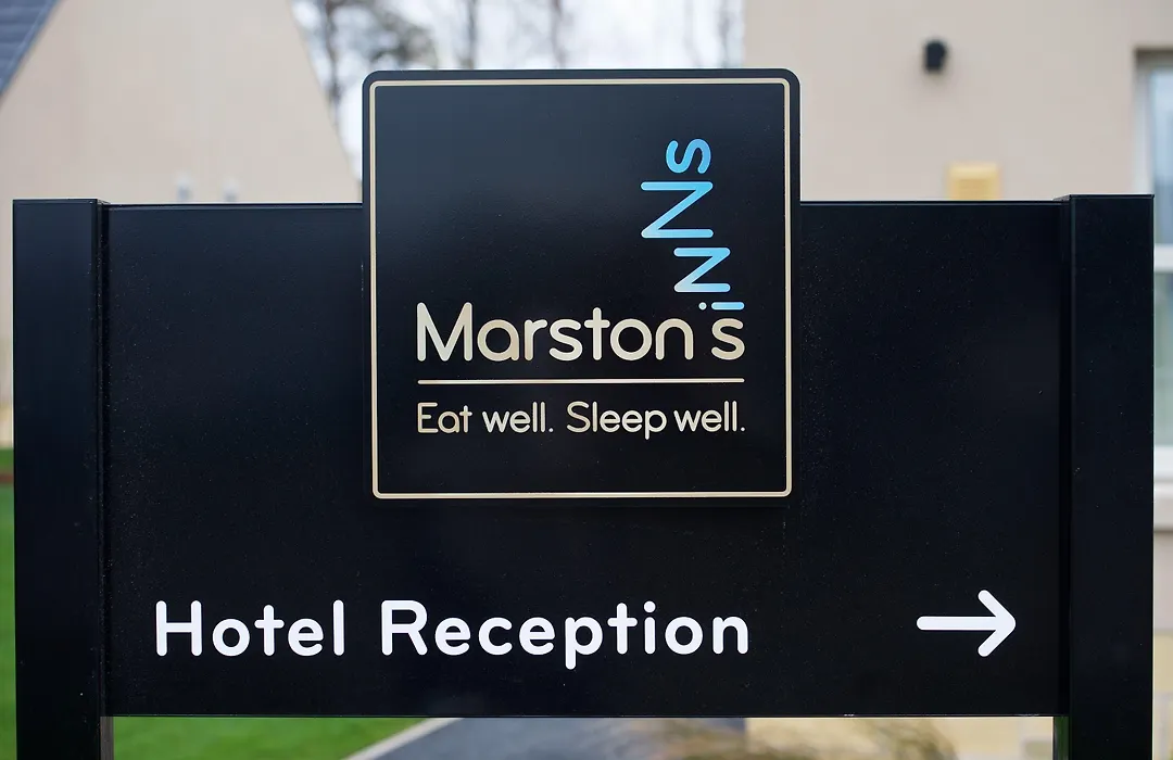Chain Runner, Livingston By Marston'S Inns-1