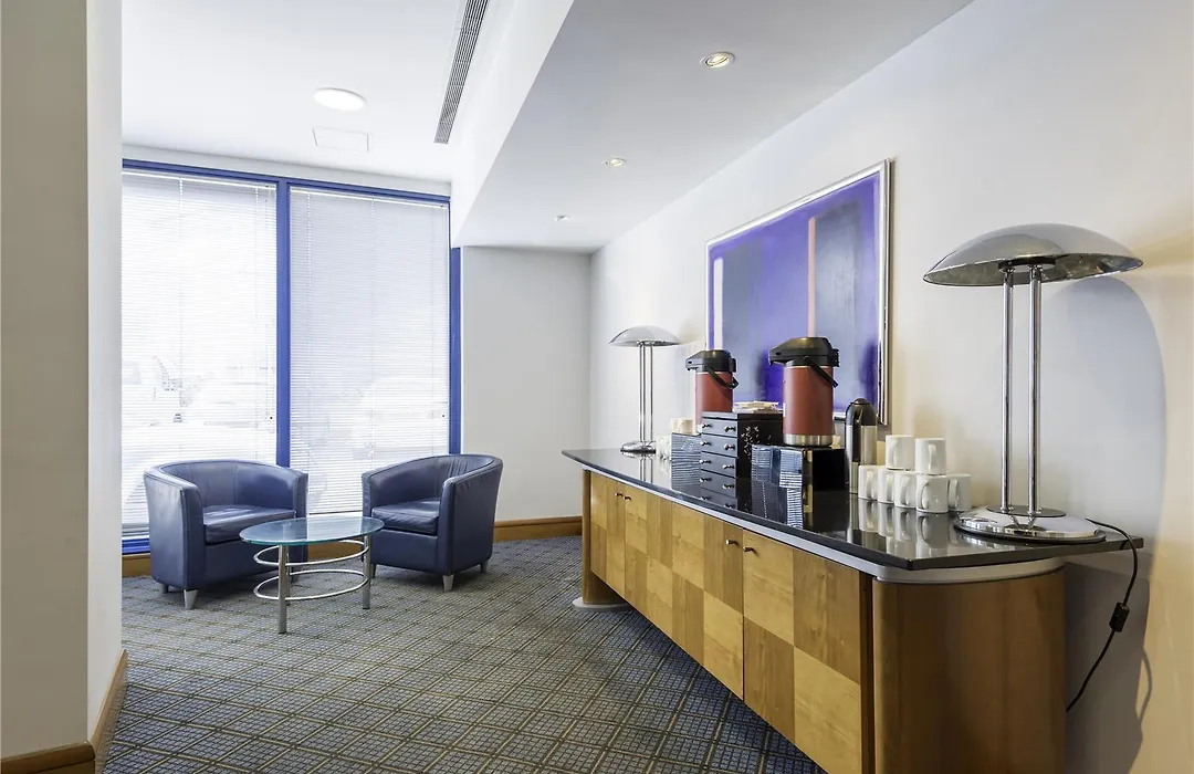 Best Western Heathrow Ariel T2. 3. 4-1