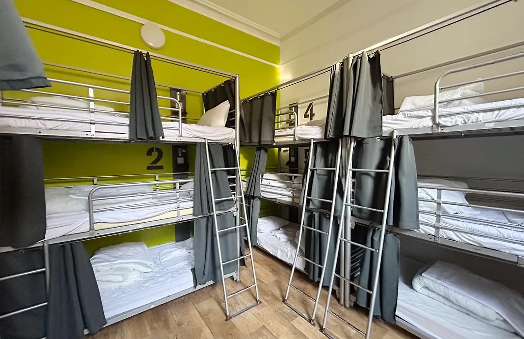 Bath Ymca Hostel-1