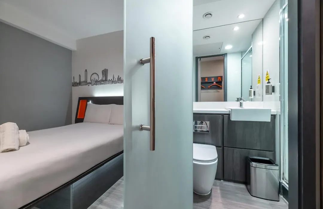 Easyhotel London City Shoreditch-1