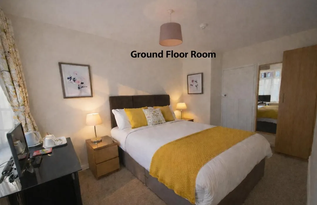 Hampton Lodge En-Suite Rooms With Free Parking-1