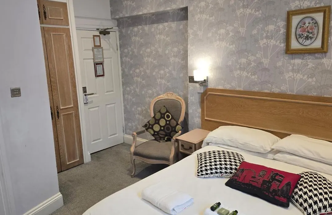 Admiral Hotel At Park Avenue-1