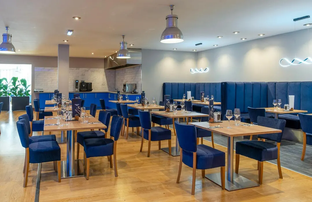 Daresbury Park Hotel-1