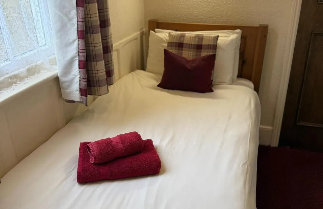 Kings Arms Hotel-1