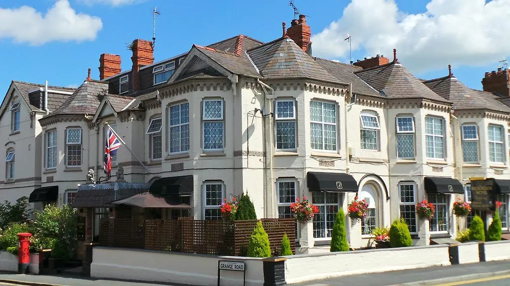 Brookside Hotel & Restaurant-1