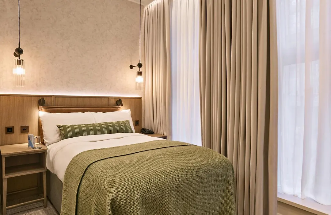 Radisson Blu Hotel, London Euston Square-1