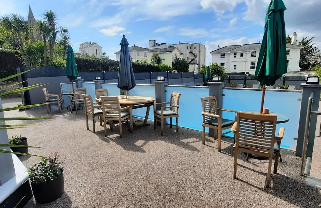 The Devon Court-1