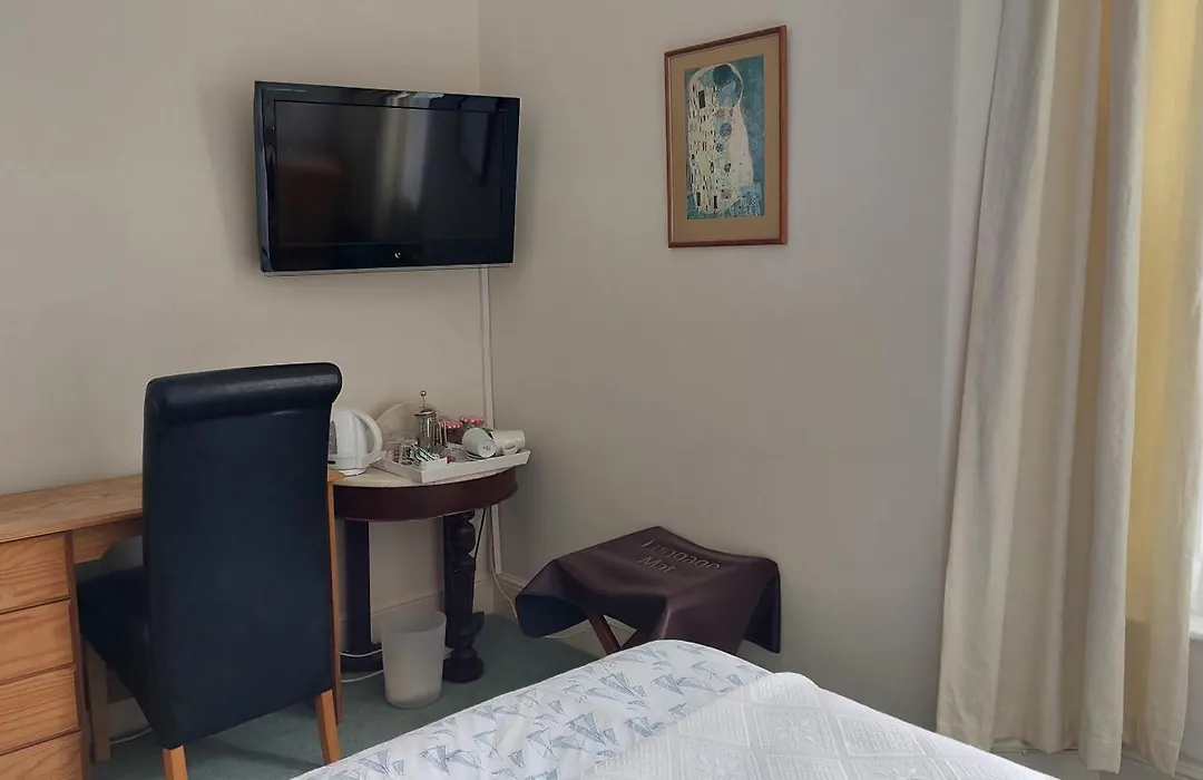Trelawney Guest House Room Only-1