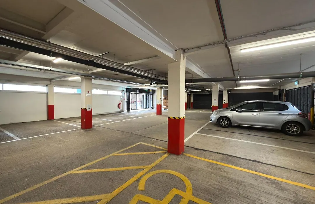 Citrus Hotel Cheltenham By Compass Hospitality-1