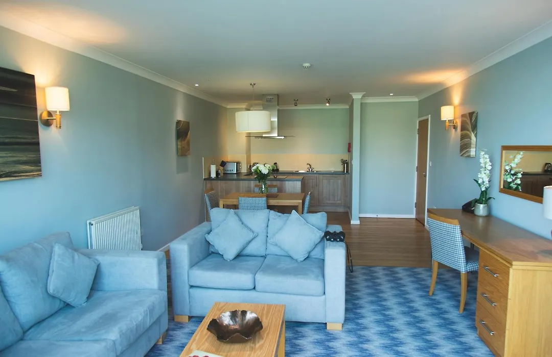 De Vere Cotswold Water Park Apartments-1