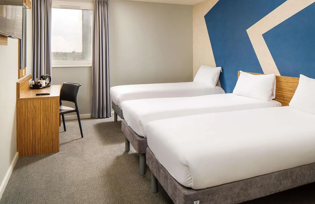 Ibis Budget London Heathrow Central-1