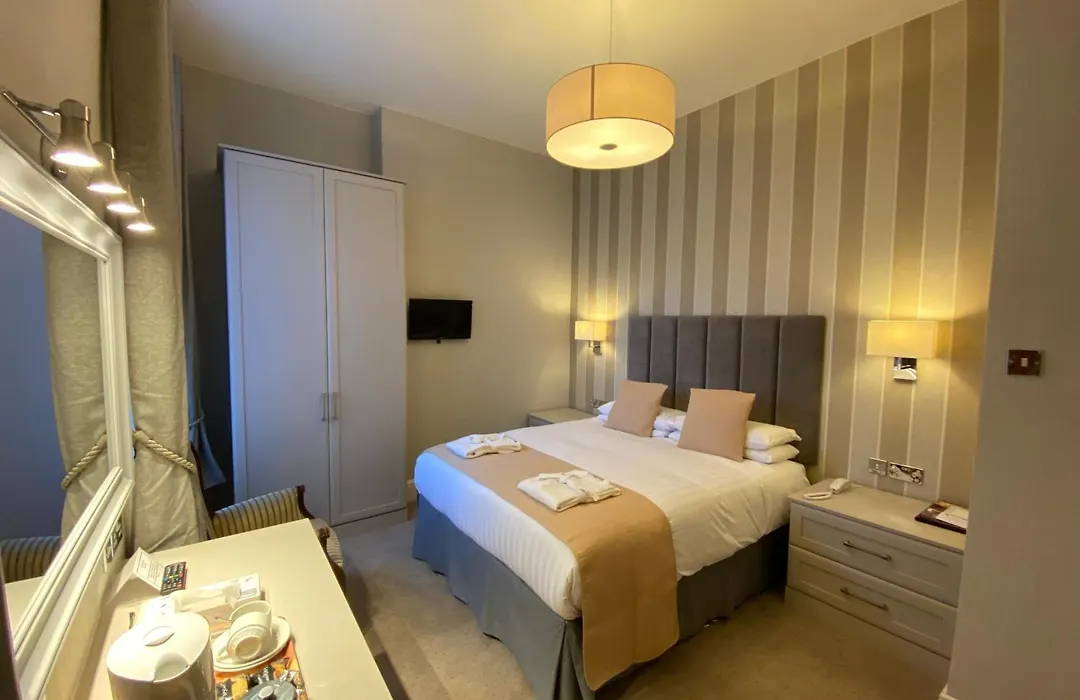 Bedford Hotel-1
