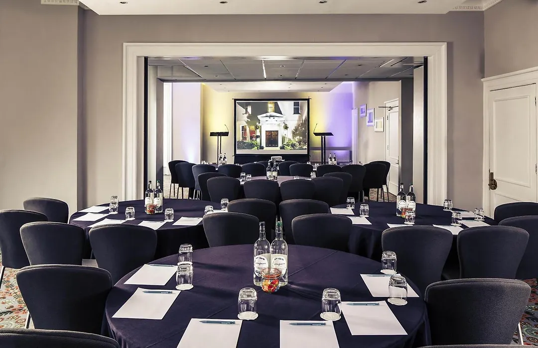 Mercure Gloucester Bowden Hall Hotel-1