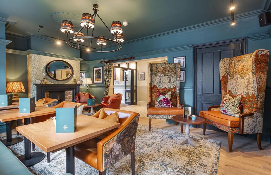 The George Hotel, Amesbury, Wiltshire - The Coaching Inn Group-1