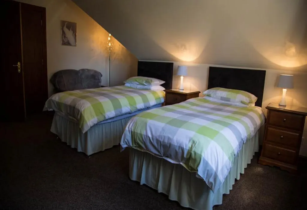 Thistle Cottage-1