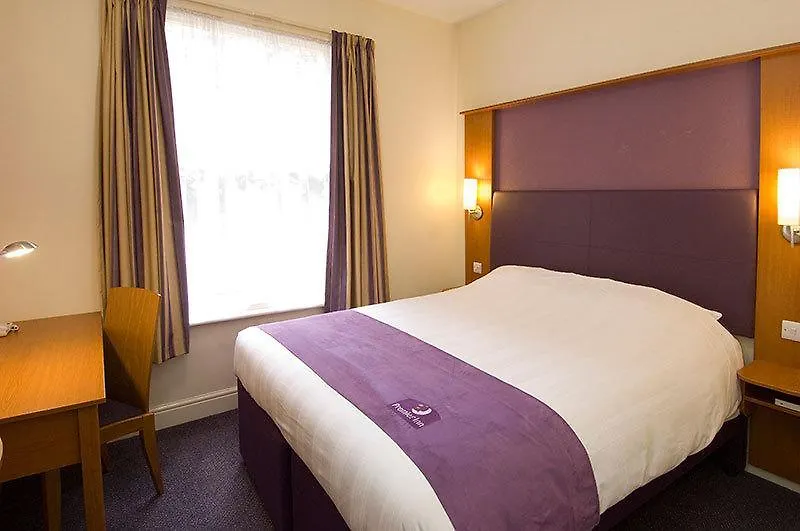 Premier Inn Bournemouth Central-1