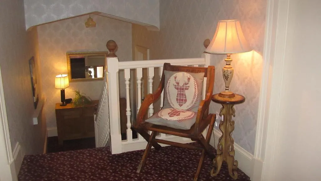 Glengarry Guest House-1