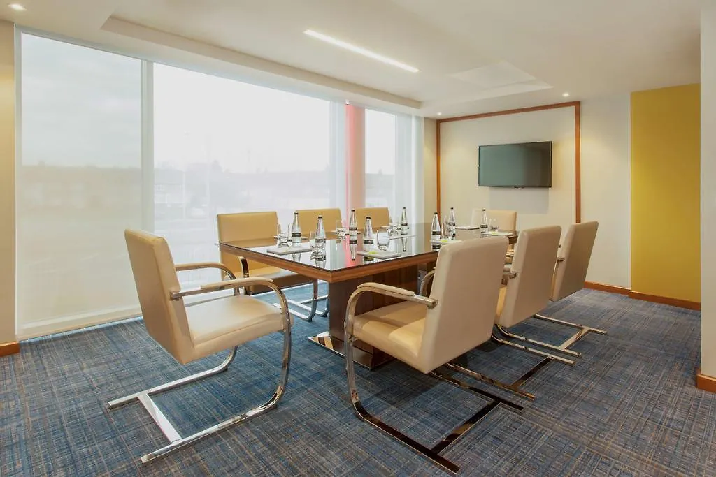 Hyatt Place West London Hayes-1