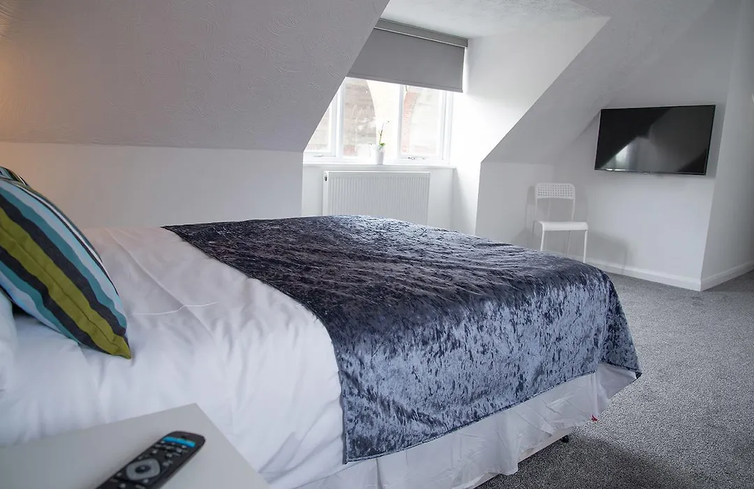 Tlk Apartments And Hotel - Orpington-1