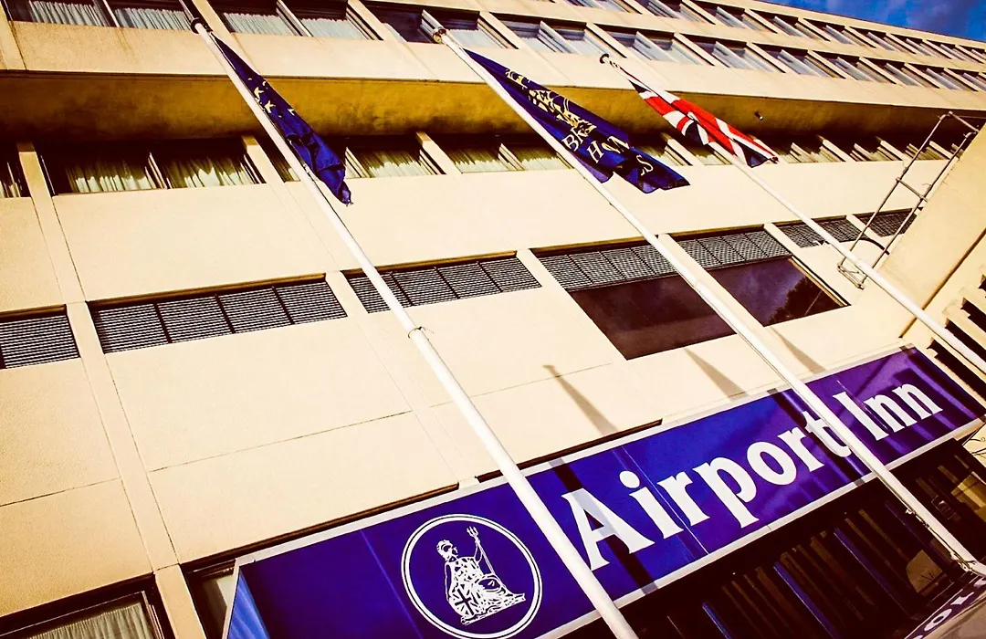 Airport Inn Gatwick-1