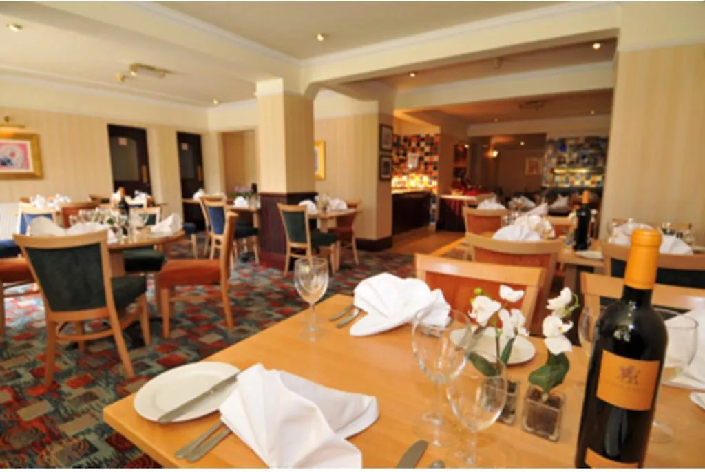 Comfort Hotel Harrow-1