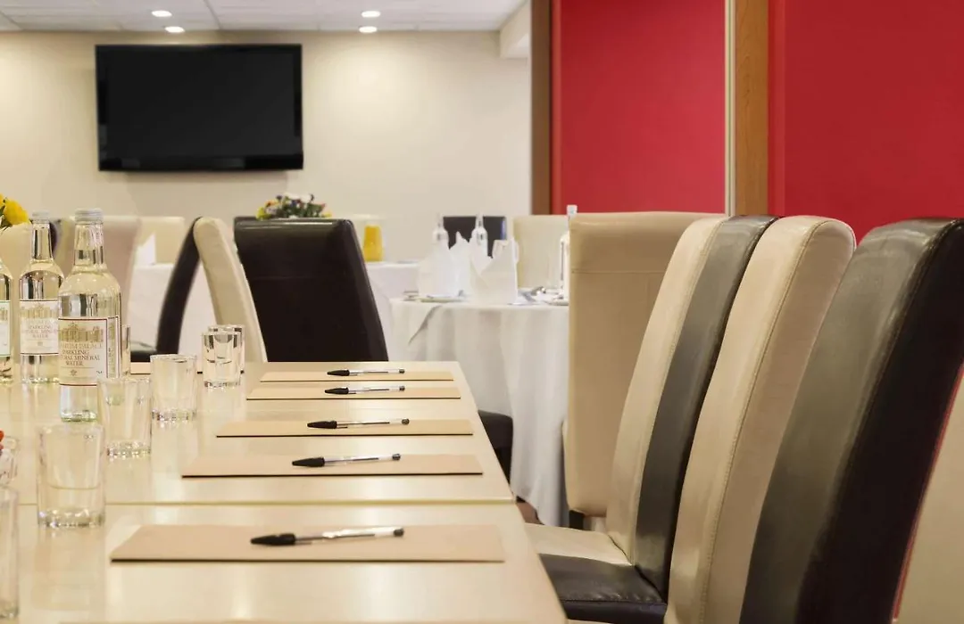 Ramada Hounslow - Heathrow East-1