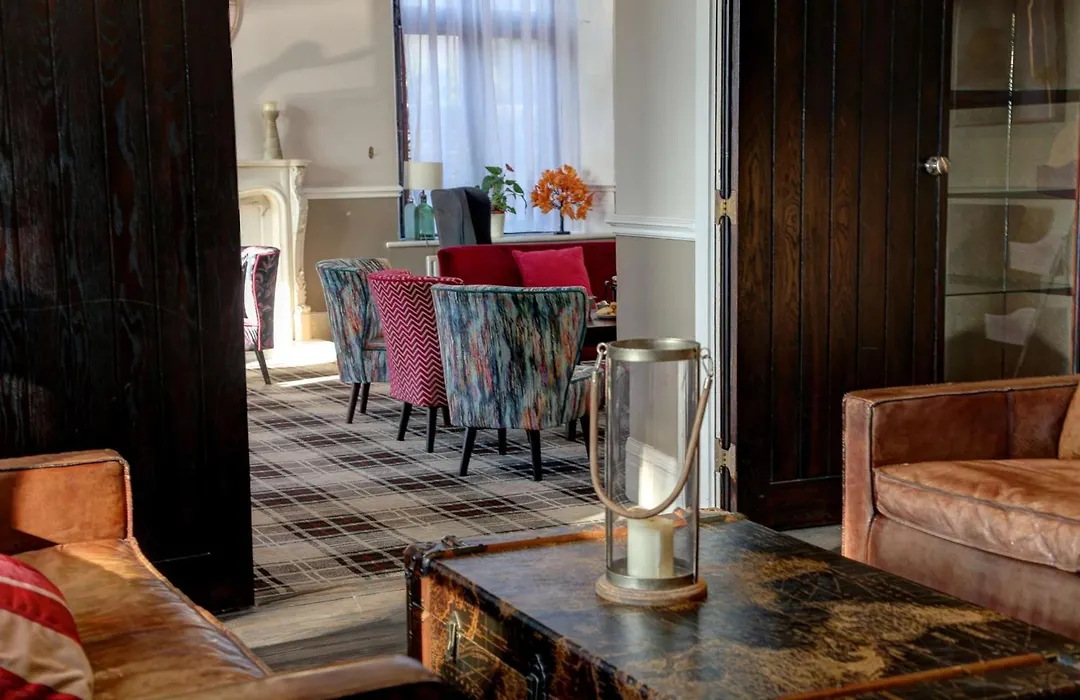 Stonecross Manor Hotel-1