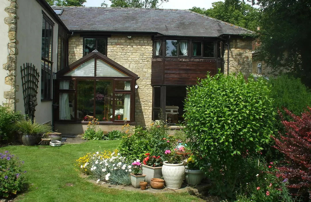 Silverstone Bed And Breakfast-1